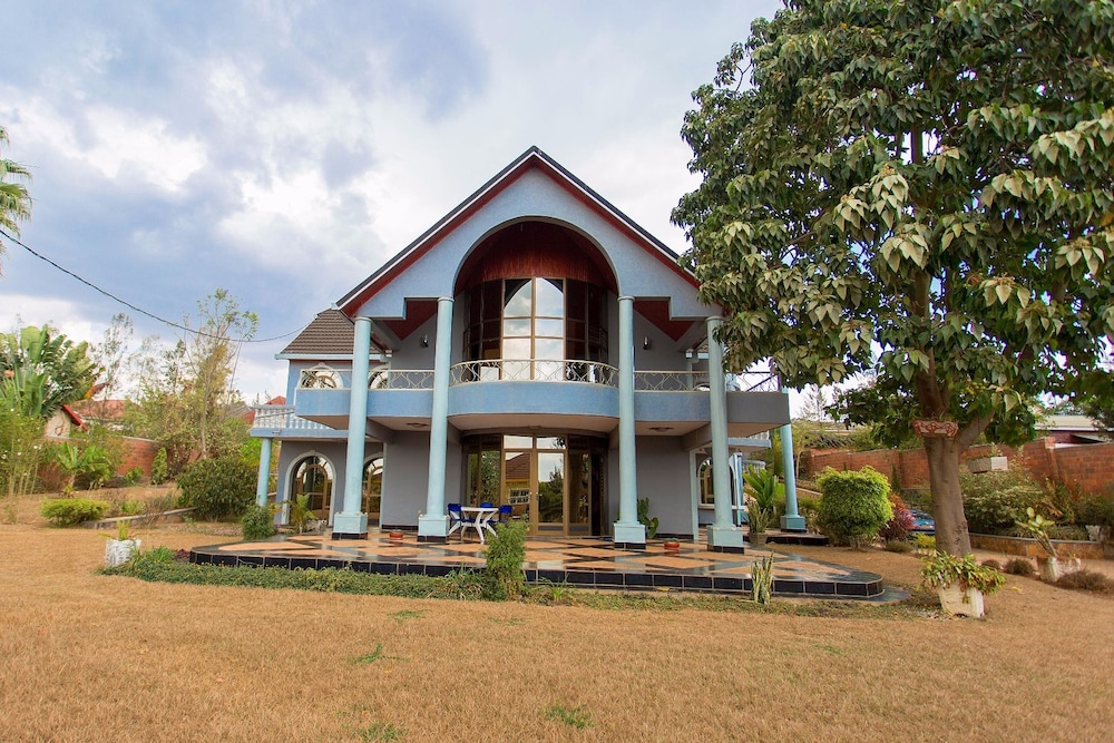 Eden Escape Villa