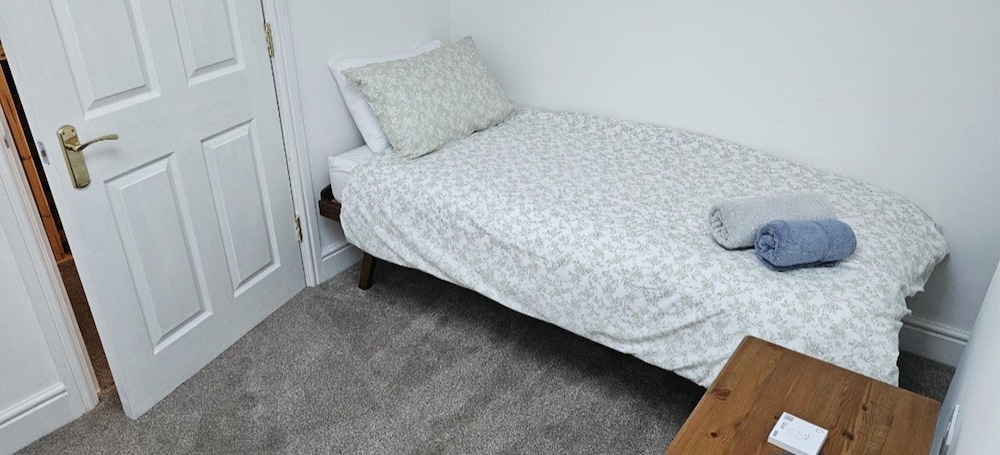 Stylish 2-bed House in Stamford Town Centre