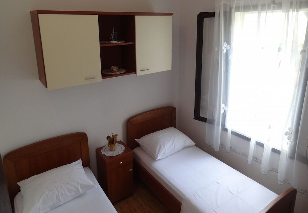Branka - 30 m From Beach - A1 Zeleni view 4