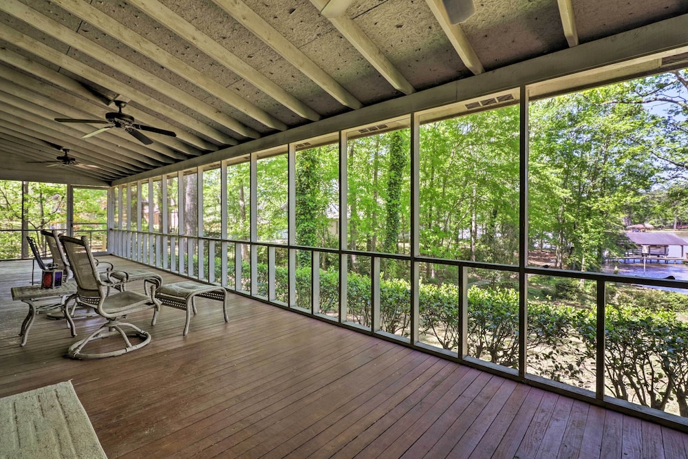 Milledgeville Vacations - Lakefront Milledgeville Cabin: Private Dock, Porch - Property Image 5