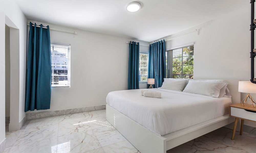 South Beach Suites on Alton