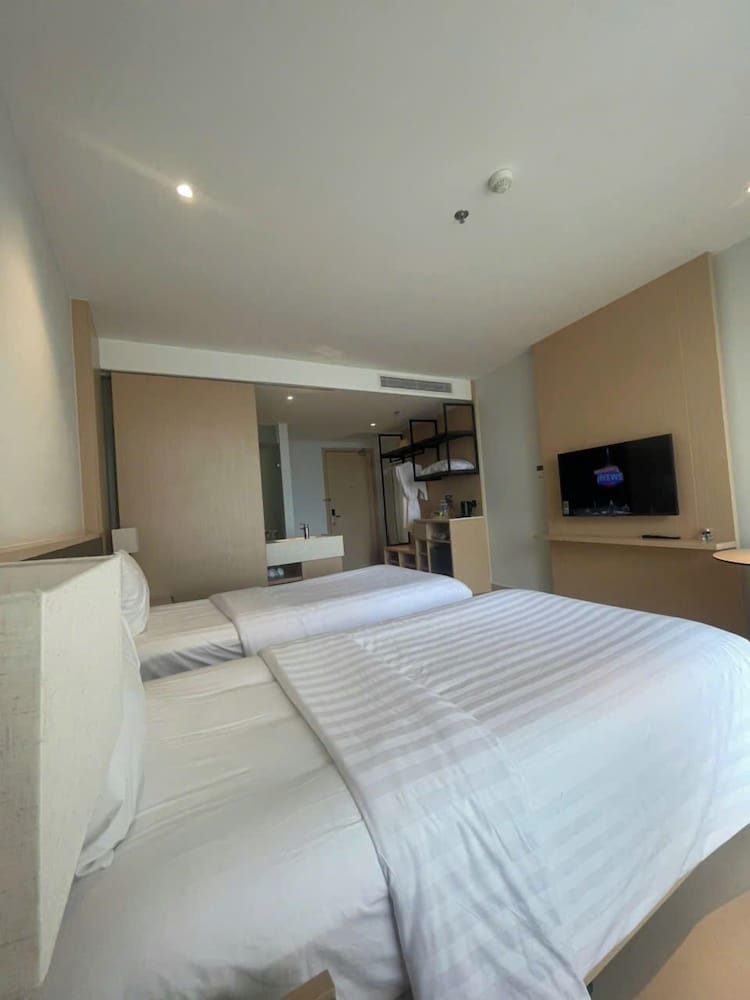 AirPort Cam Ranh Resort