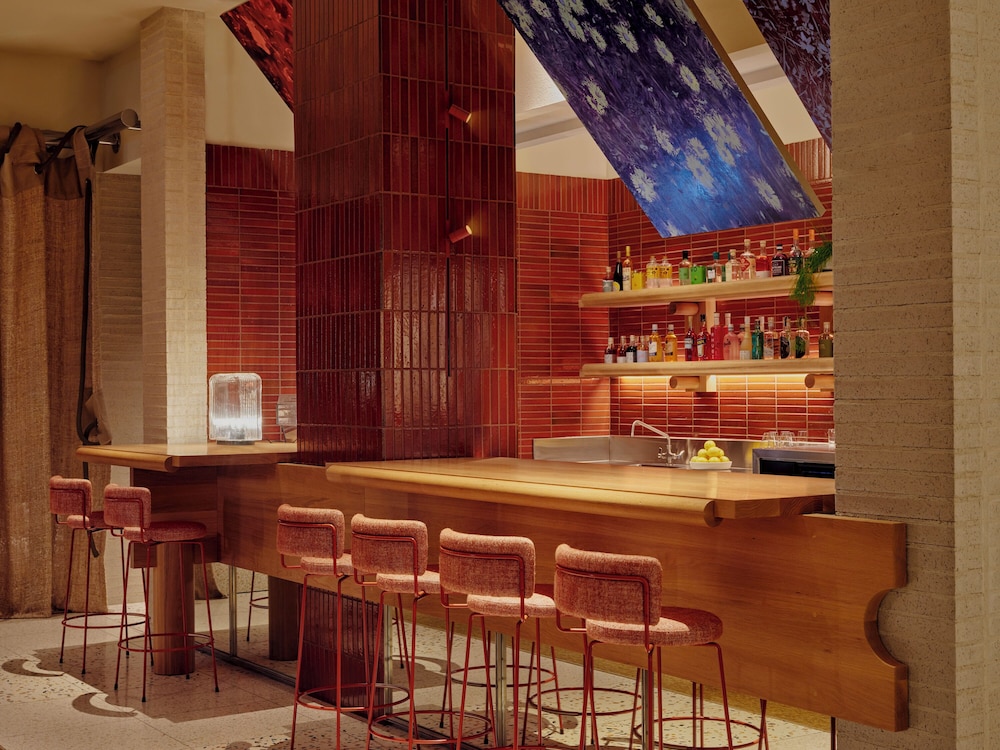 The StandardX, Melbourne 44