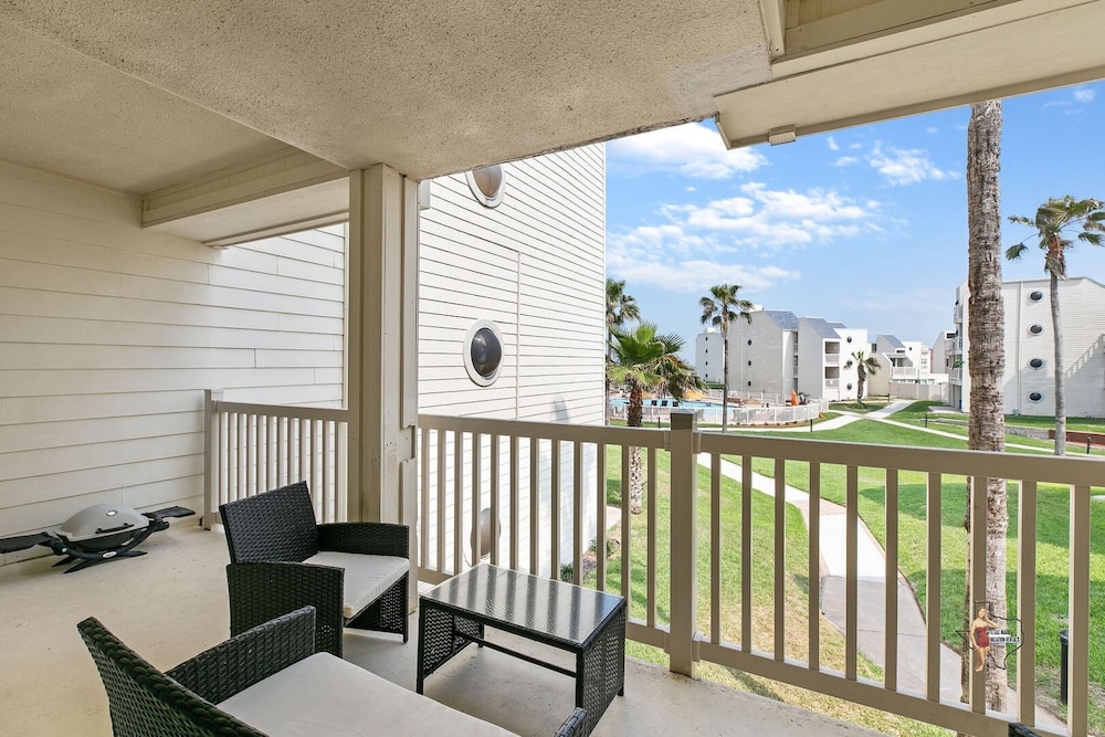 Bahia Mar Solare Resort Condos