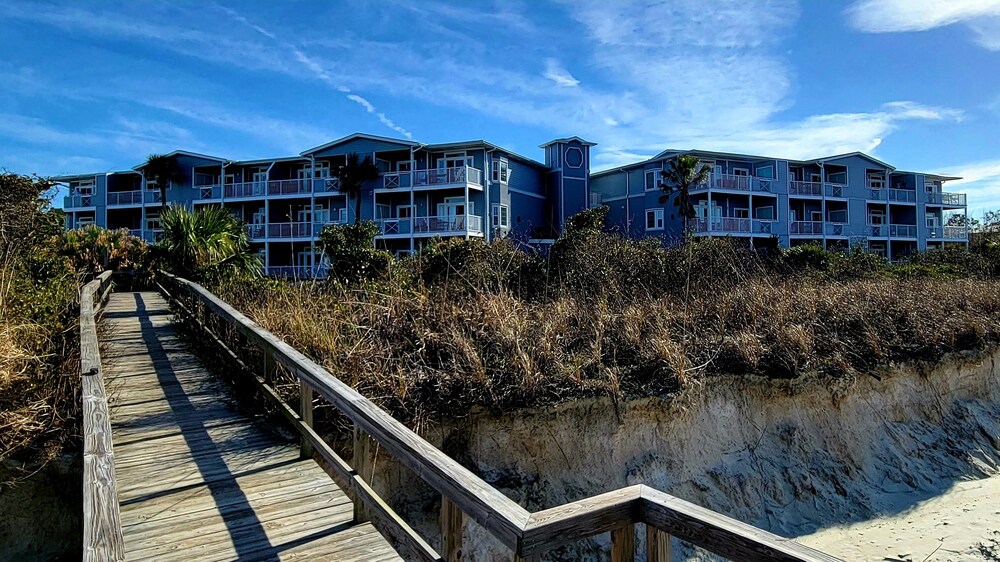 Bay View Villas 1 by Tybee Vacation Rentals
