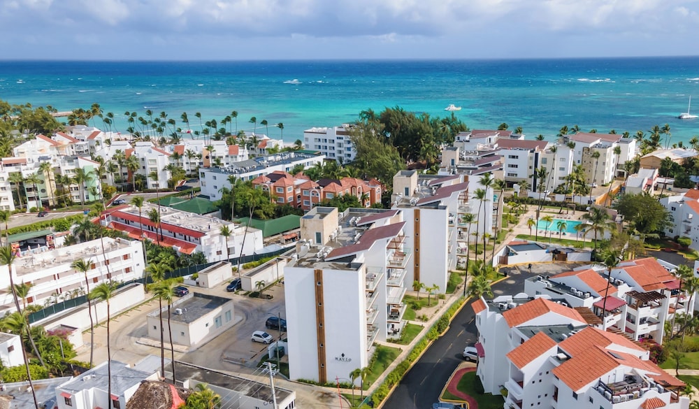 Coral Breeze Beach Apartment Punta Cana