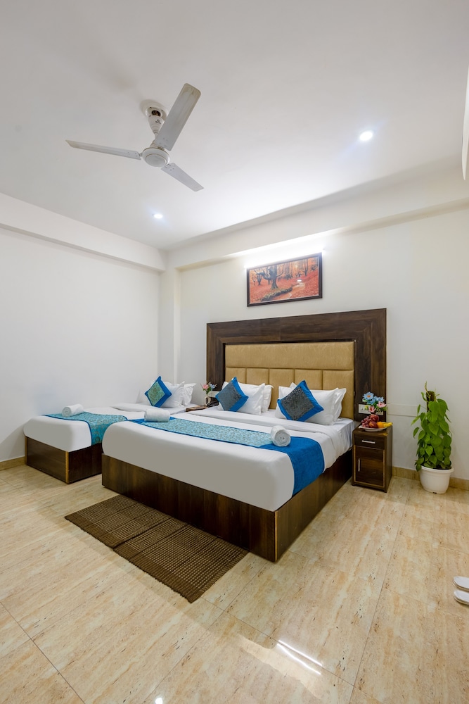 Hotel The Kiara - Complimentary Oneway Airport Transfer
