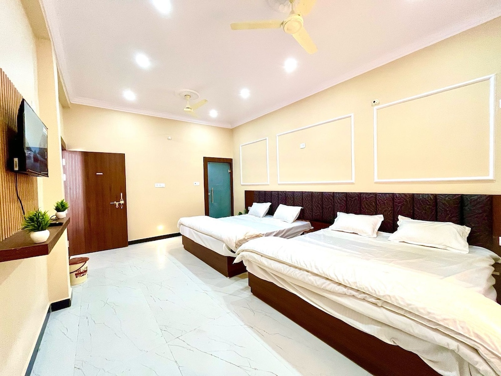 Raghav ji home stay