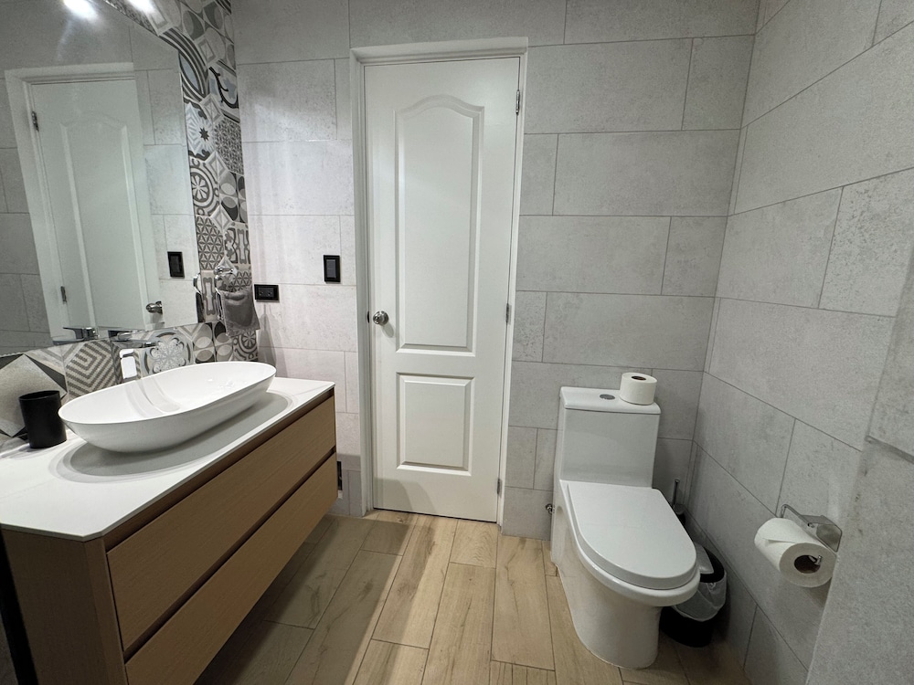 Miraflores 1 Bedroom Executive Apartment