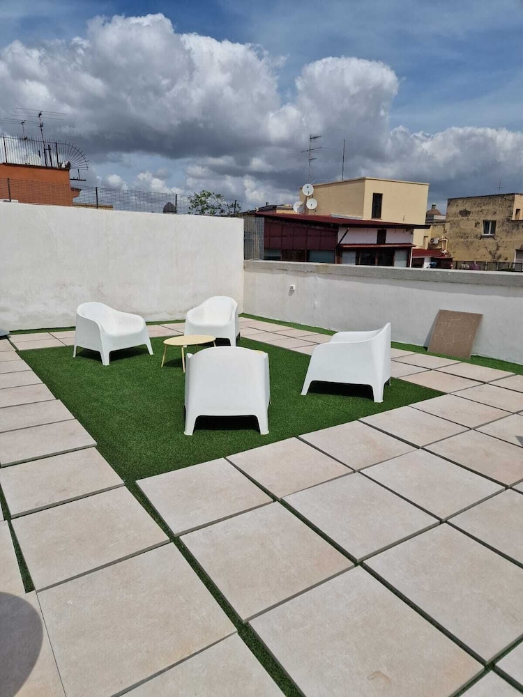 Incoming Roof Bovio