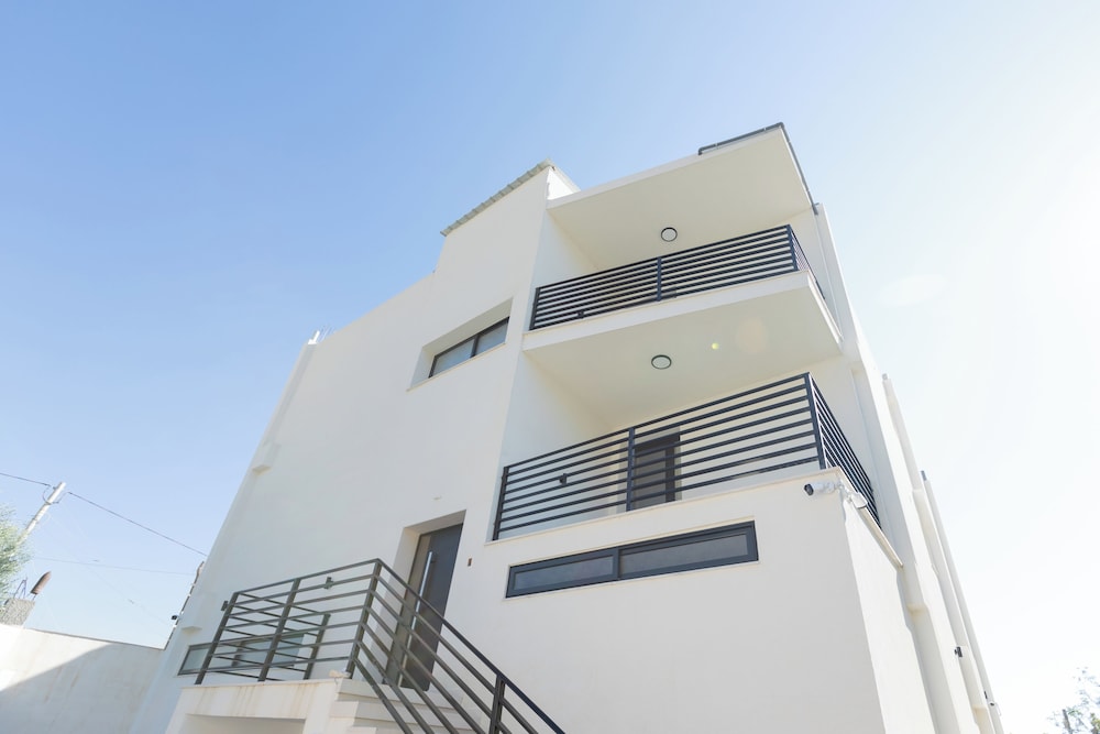 Zani's Villa