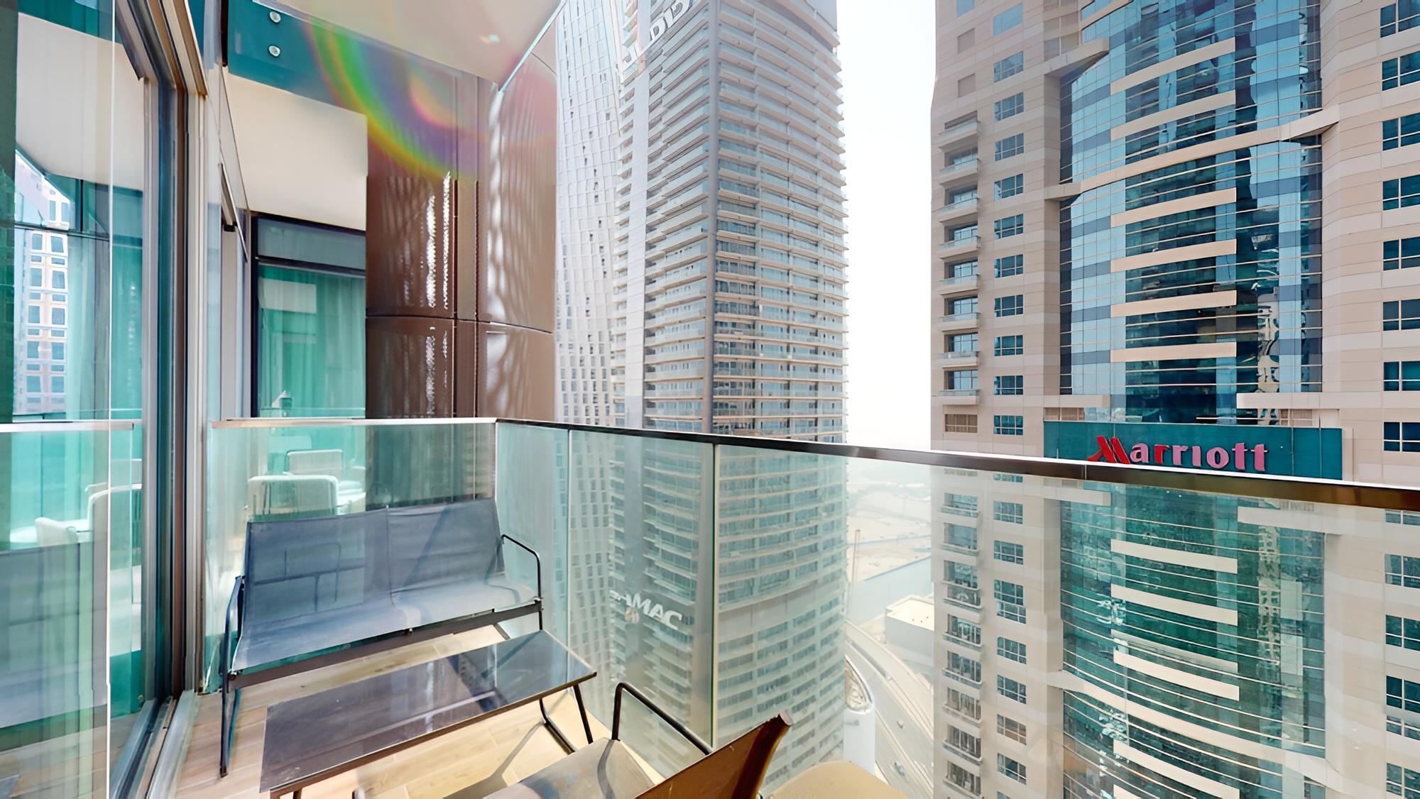 Dubai Marina - Jumeirah Living Marina Gate 3 3804