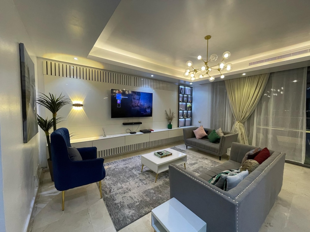 2beroom Apartments in Eko Atlantic City