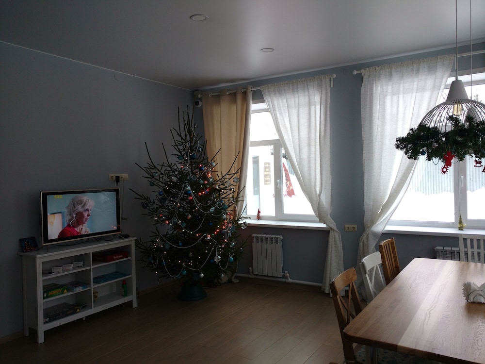 V Ugliche - Hostel