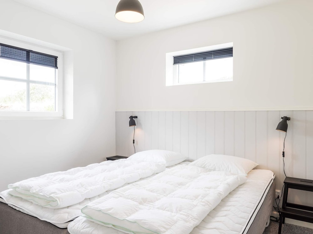 6 Person Holiday Home in Blavand view 4
