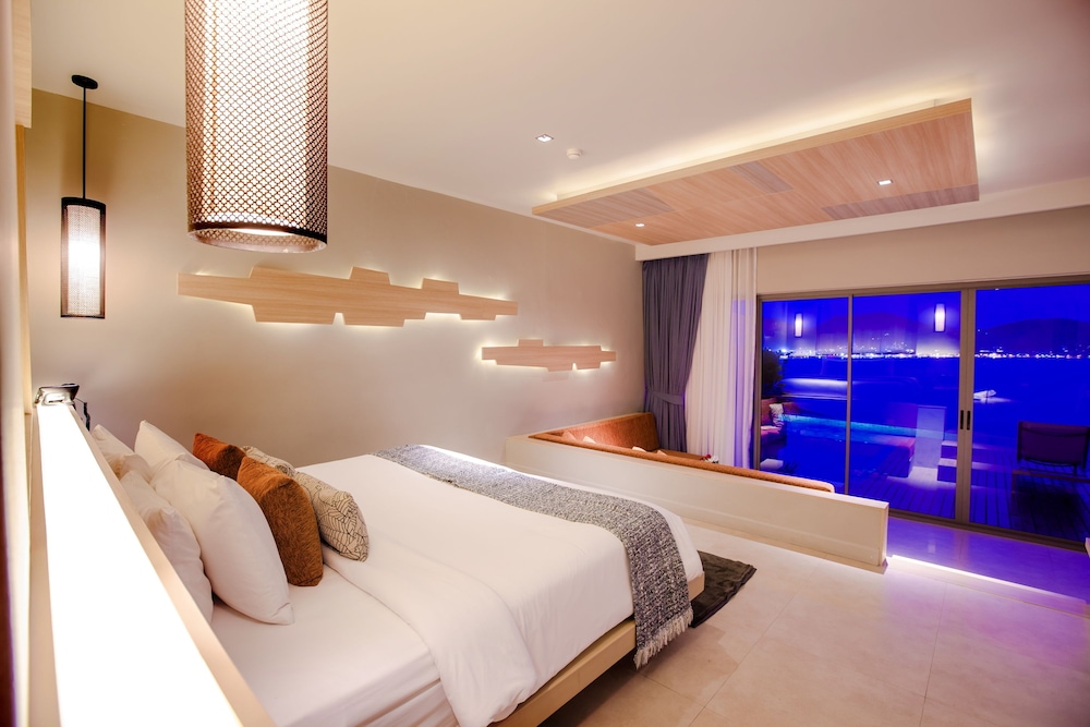 Kalima Resort & Spa, Phuket 6