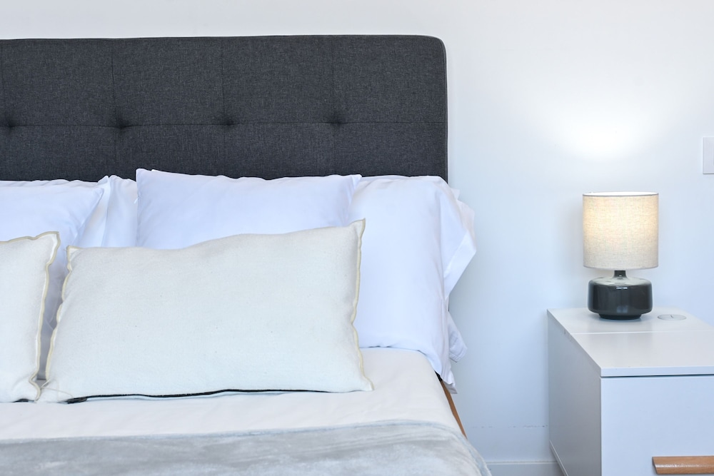 M Sil27 Bonito Apartamento de dos Dormitorios a