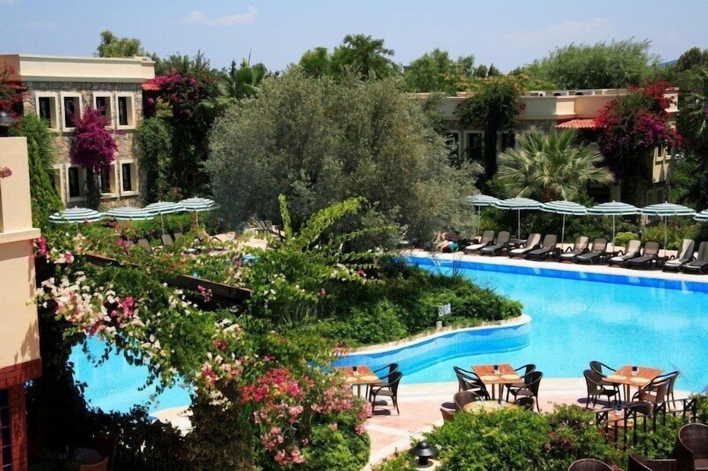Zeytinada Otel - Image 42