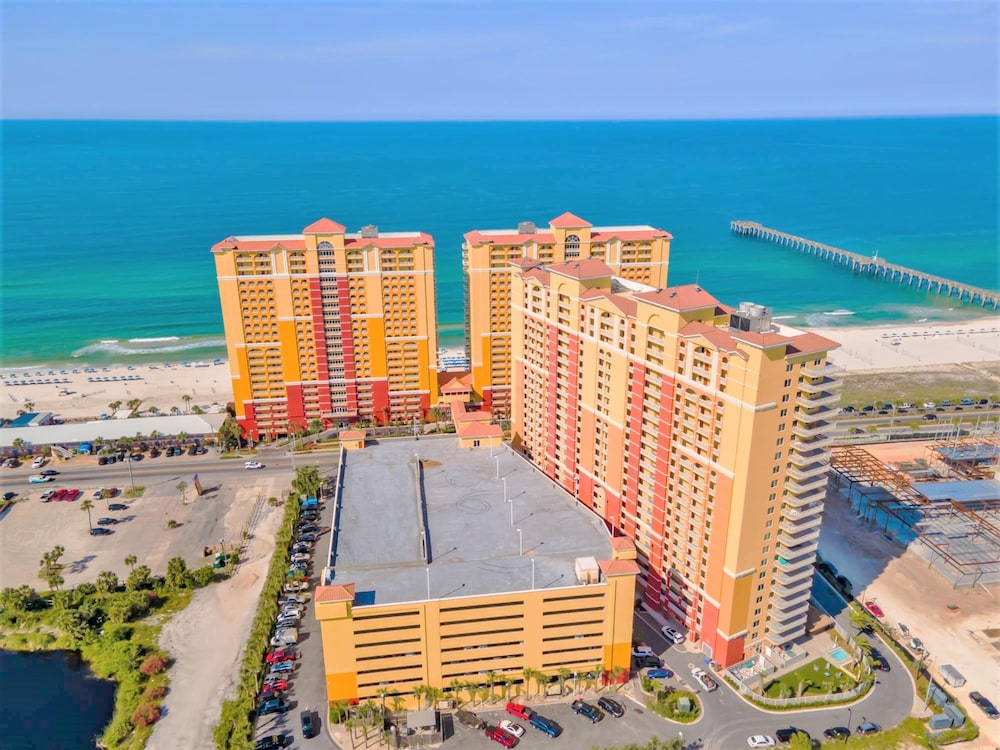 Hotel Calypso Tower 3 by Panhandle Getaways - Image 1