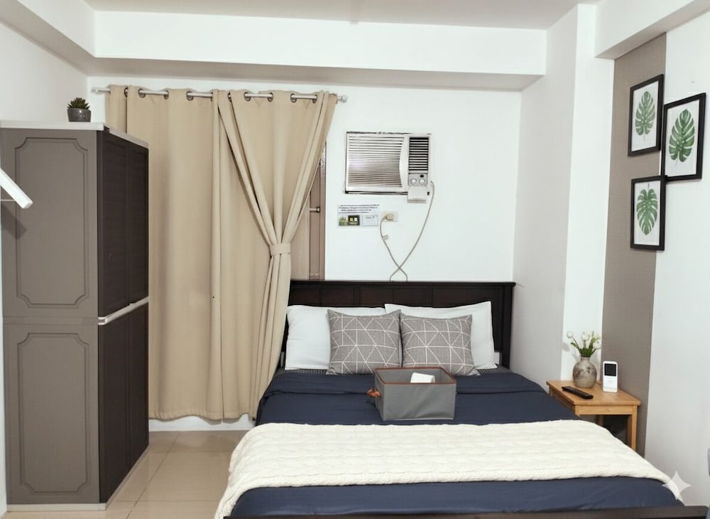 Mall of Asia - Cheap Accommodations