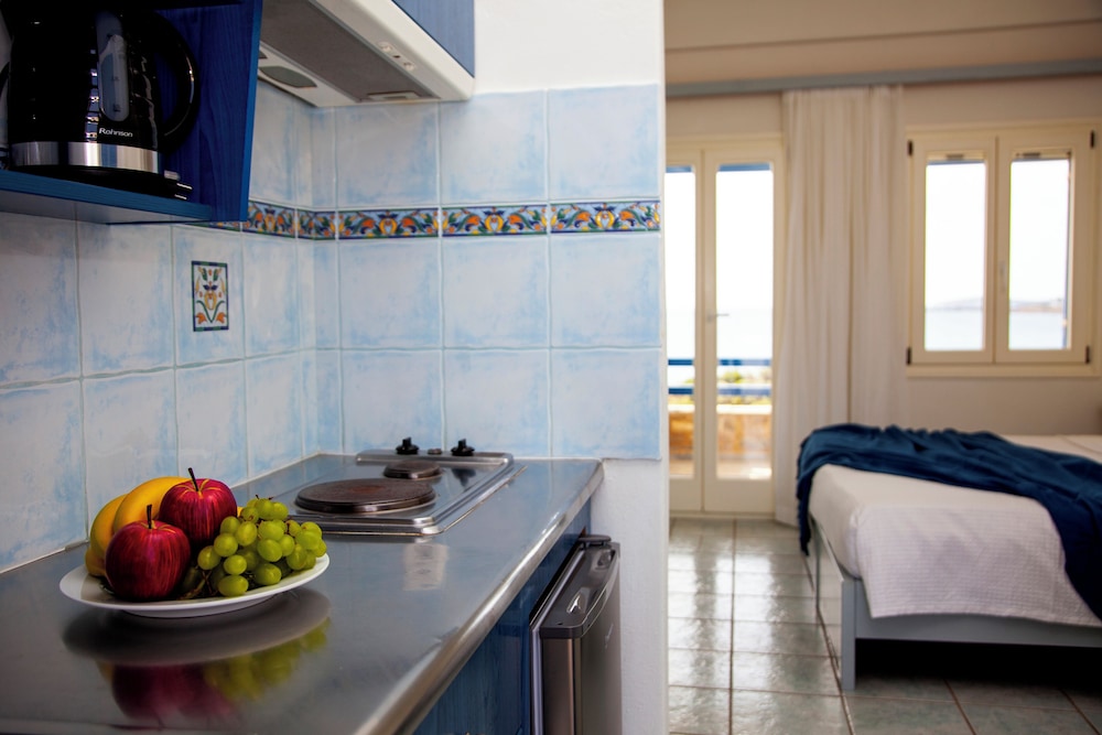 AURA PAROS