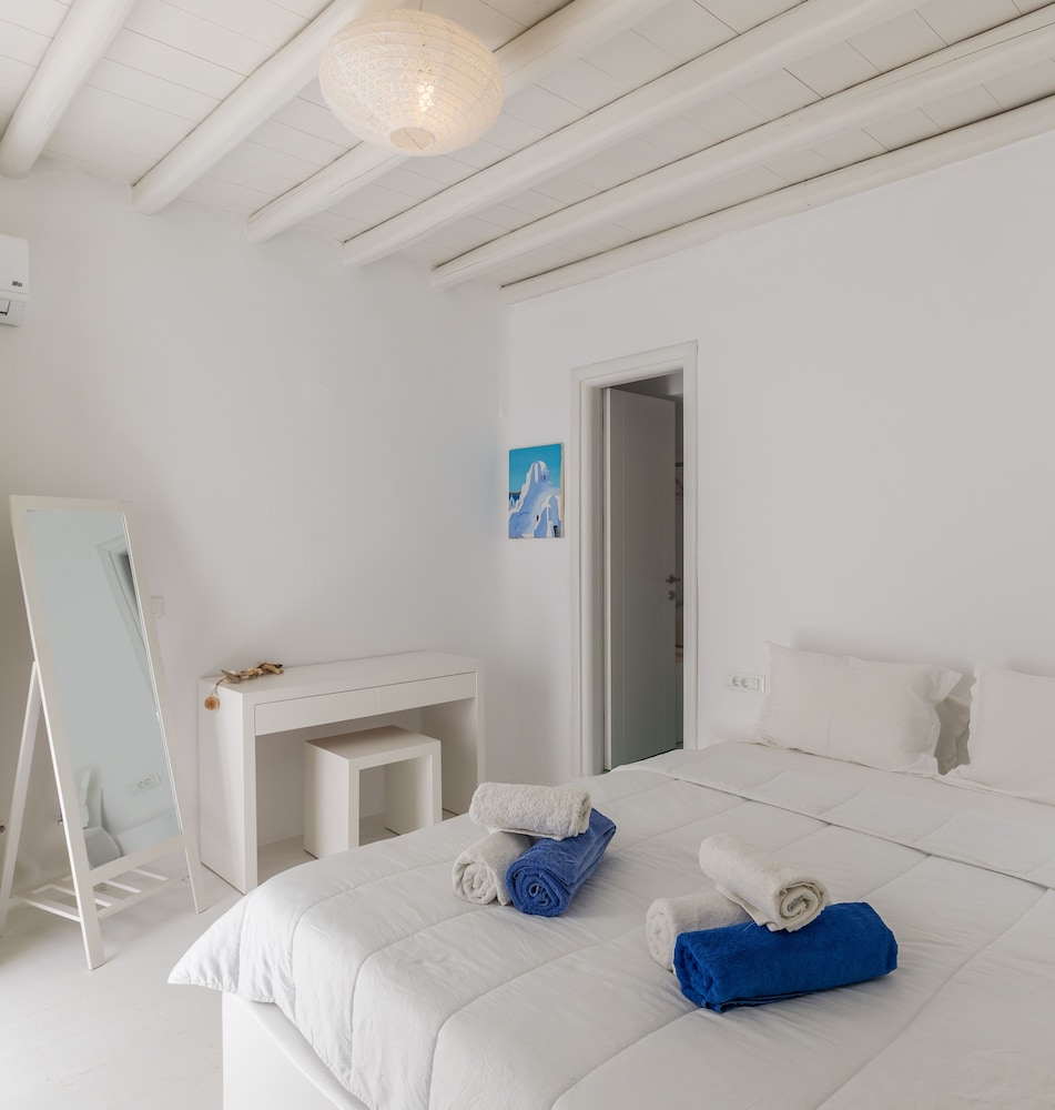 Lyra Villas Mykonos