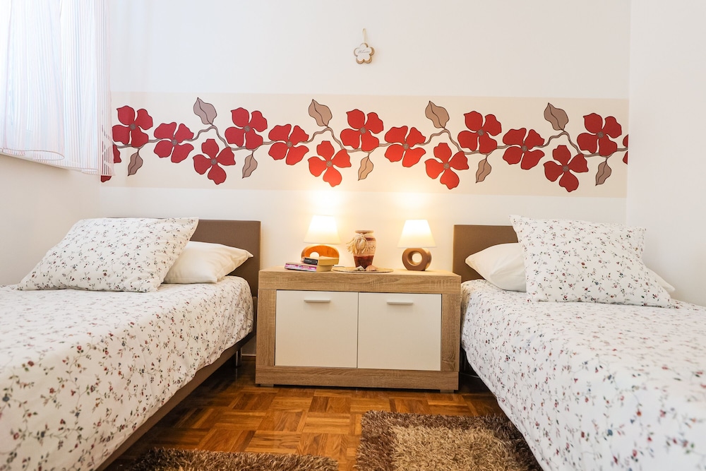 Luton Apartments, Zadar - Kozino, Heated Pool & Hot Tub