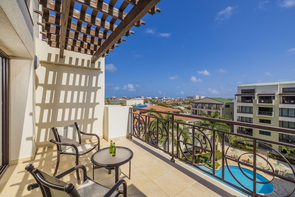 Palm Aruba Condos