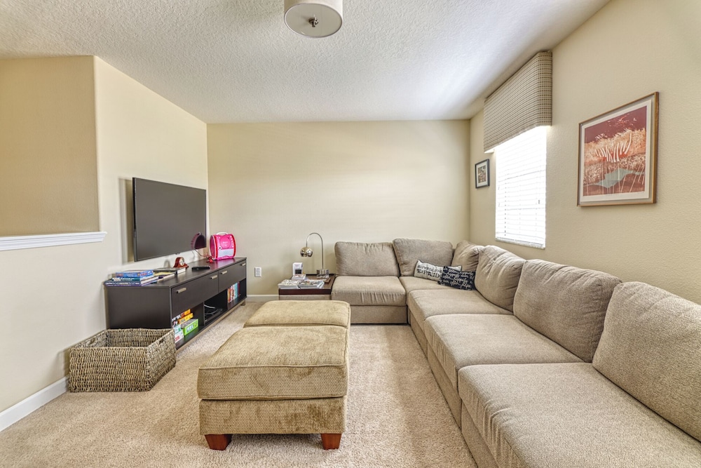 Spectacular Champions Gate Vacation Home - Image 3