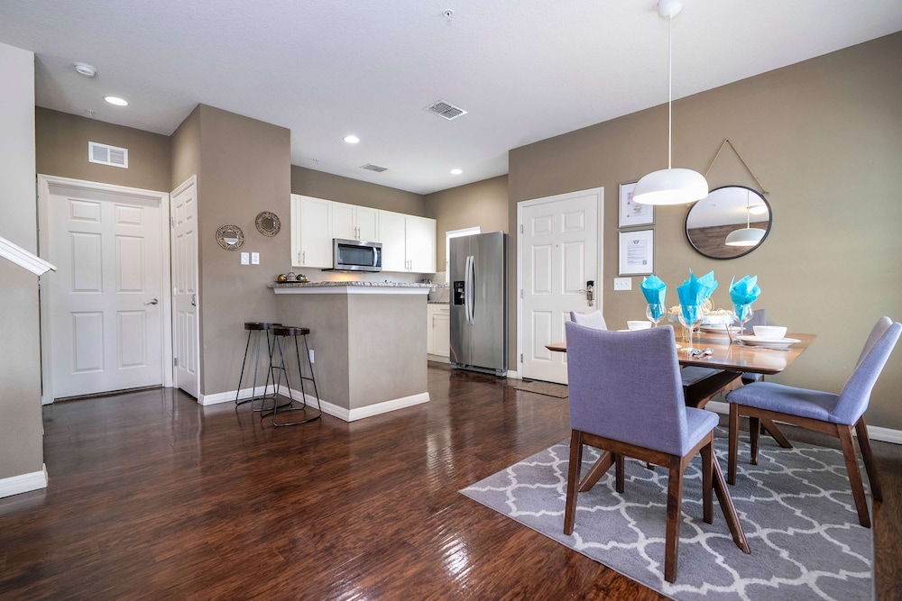 Spacious 4Bd Disney Dream With Resort Access at Lucaya 3210