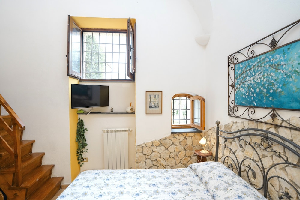 Tramonti Divini Amalfi Country House