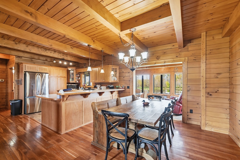Sprinkle Bottom Lodge 5 Bedroom Cabin