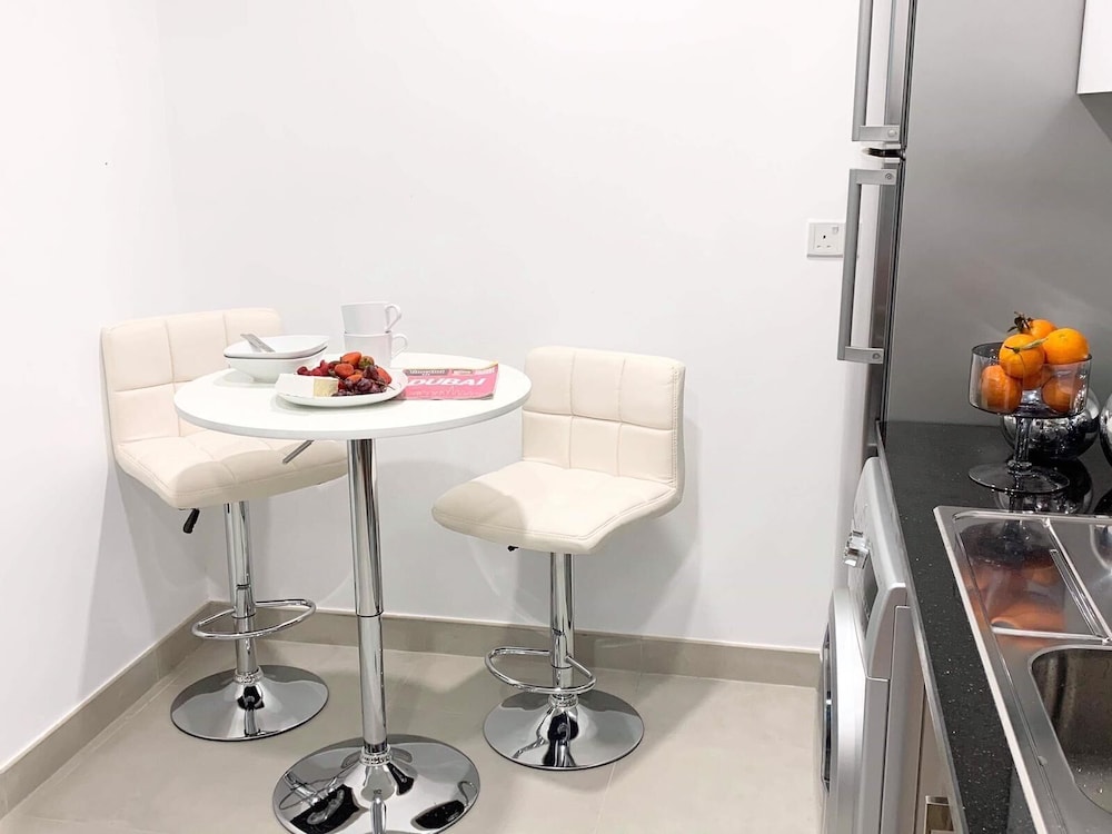 Phaedrus Living: Dubai Marina Arcade Residence 703