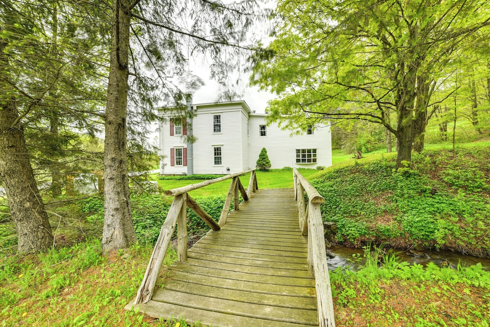 Hike & Baseball Near Cooperstown: Home on 30 Acres