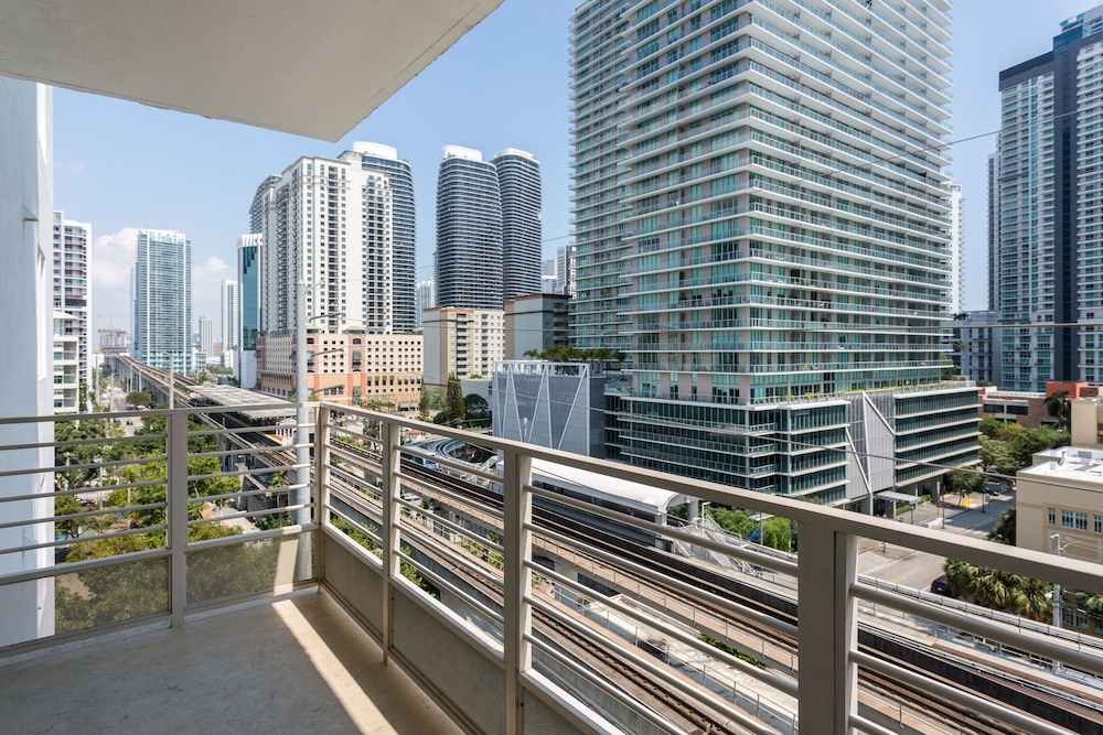 1st Brickell Boutique Residences by Nomad Guru
