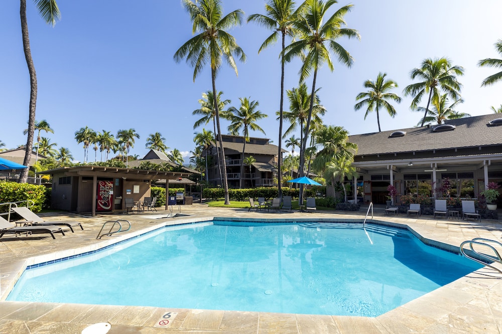 Konaloa Unimpeded Views of the Ocean