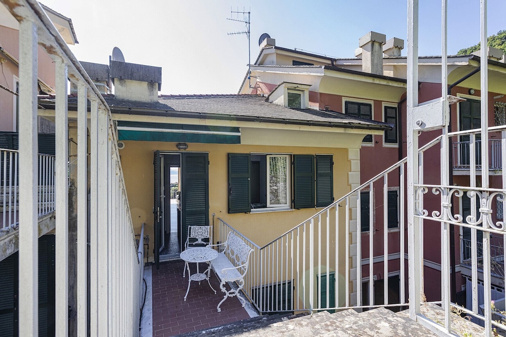 Orizzonte Blu With Terrace by Wonderful Italy
