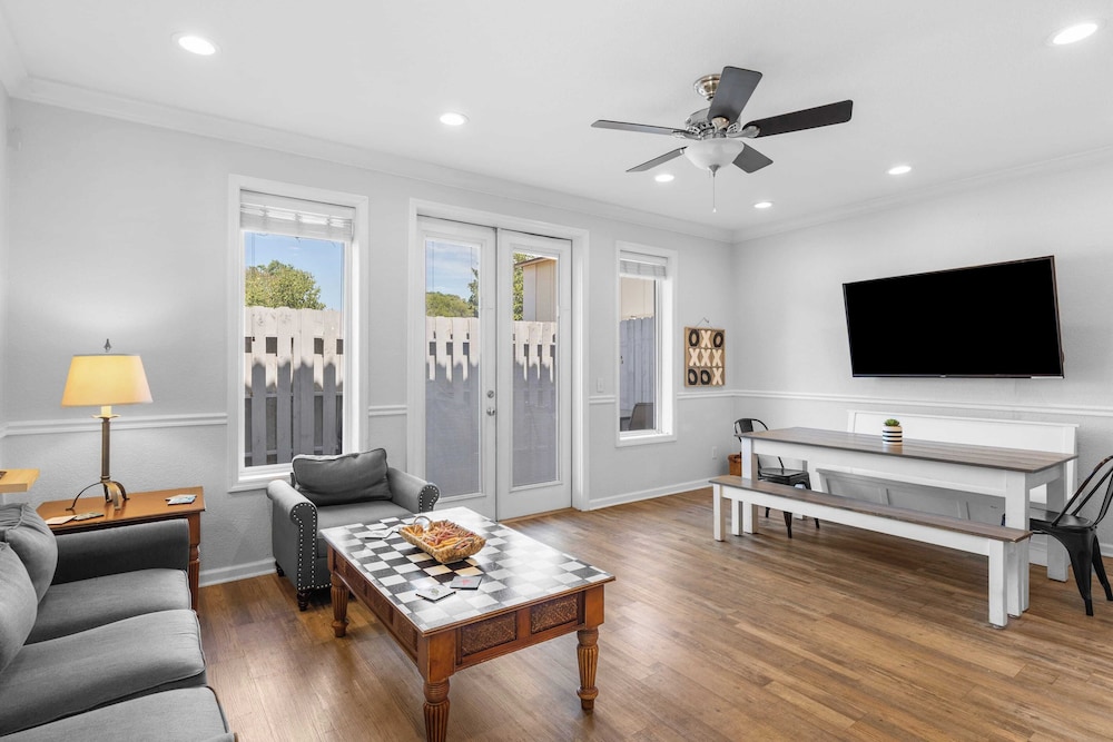 Southfields Retreat 4BR Getaway Near Laguna Beach, Carillon & Pier Park
