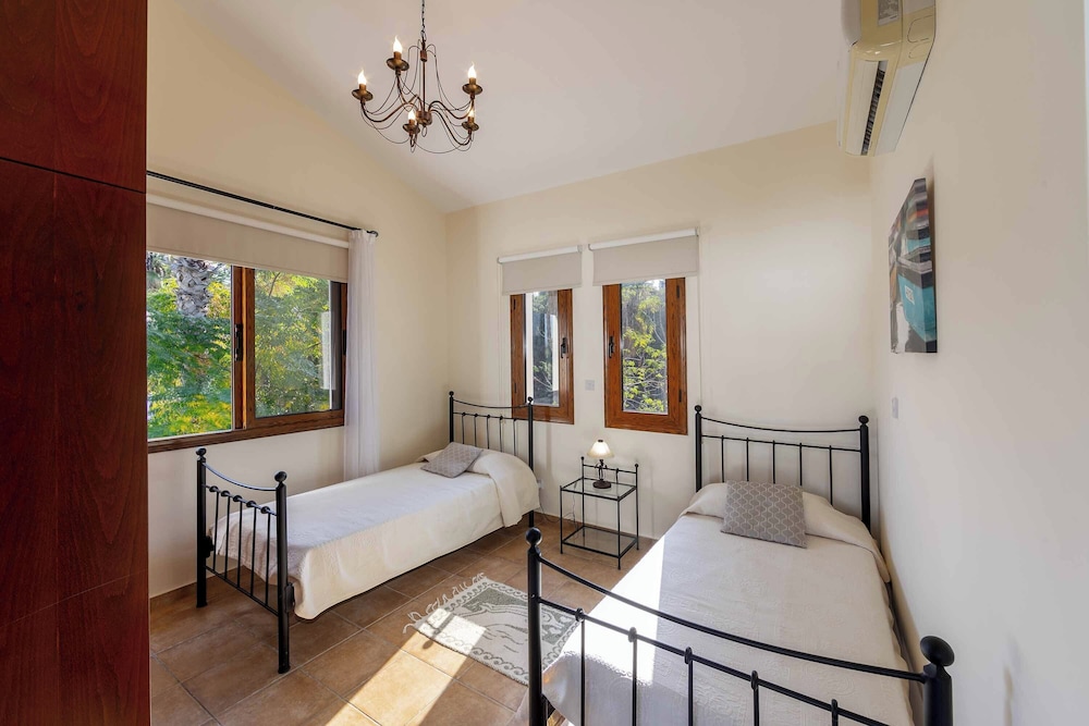 Villa Relax Latchi