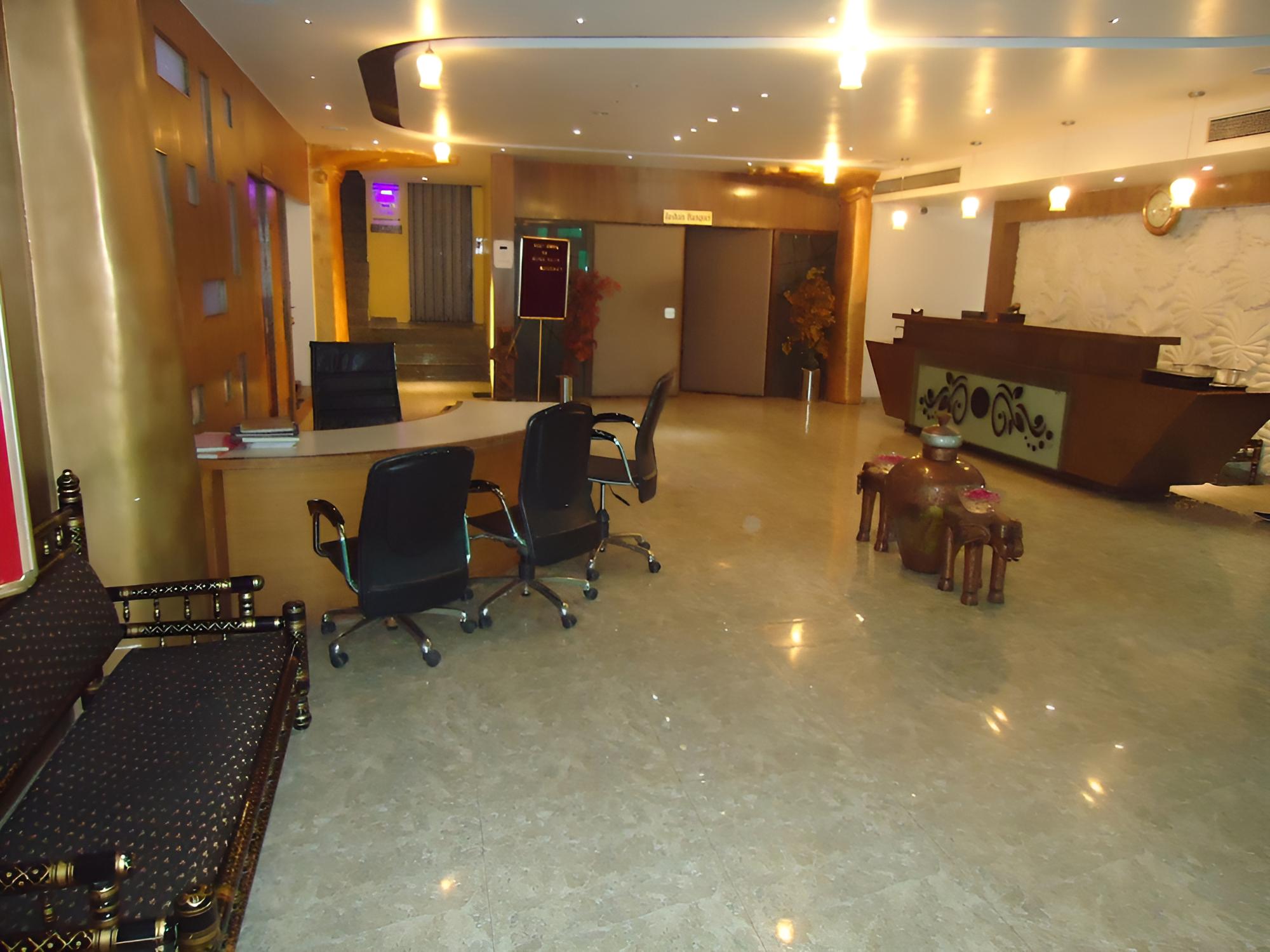 Maan Residency Hotel