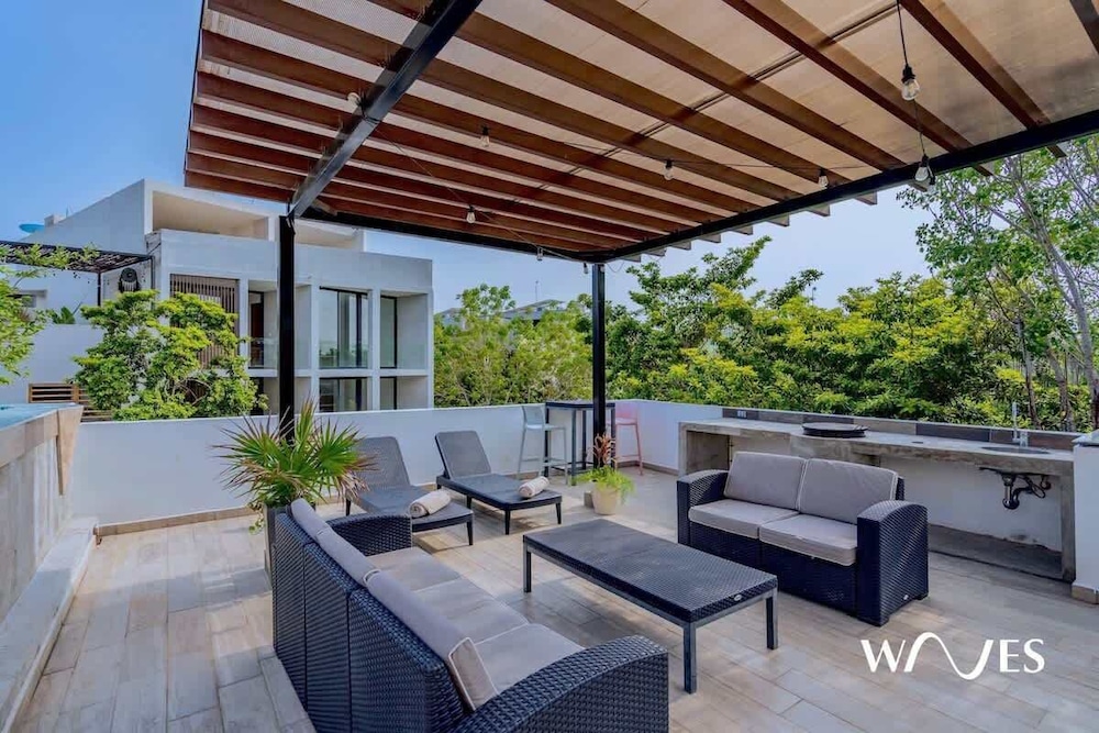 Private Room Roof Garden W/nice Pool BBQ