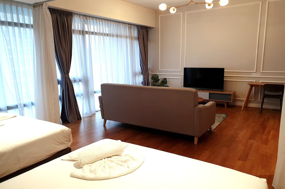 Anggun Residences by Emily in Town