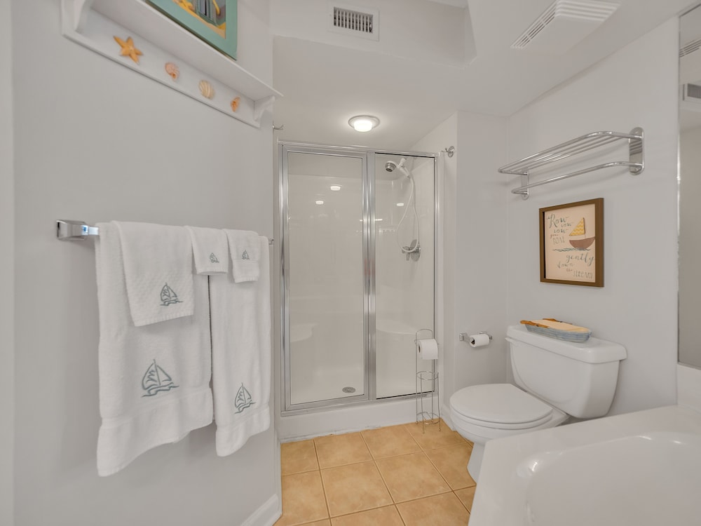 Ocean Bay Club 107