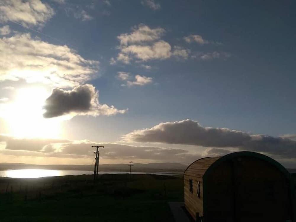 Hebrides Bothy - Glamping