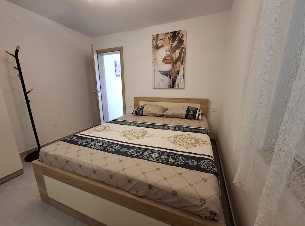 Apartment Jakić