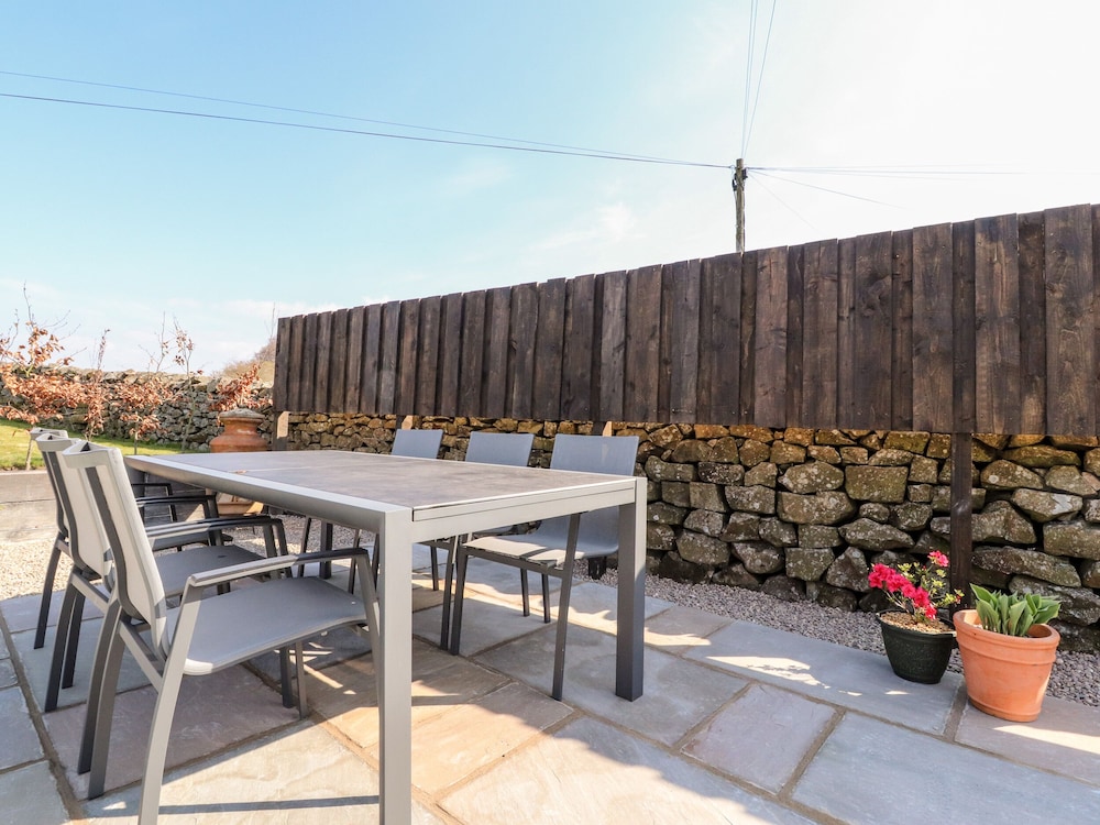 Moss Side Retreat