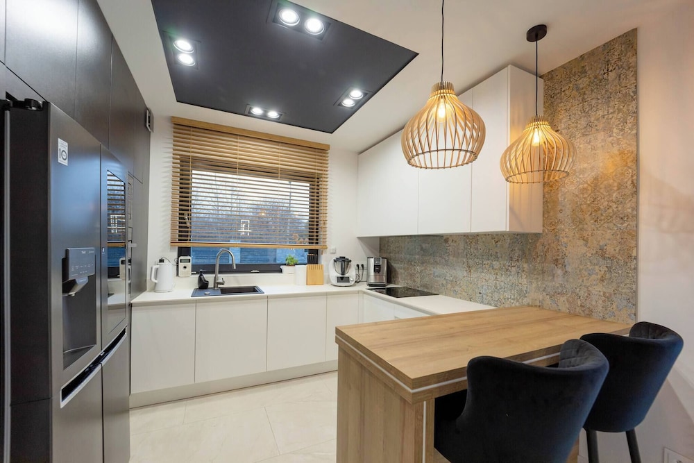 Luxurious Villa With Pool Near Energylandiai