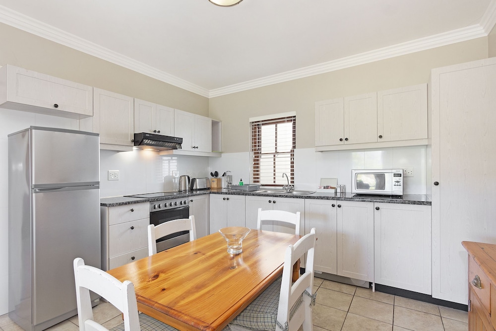 Winelands Golf Lodges at De Zalze