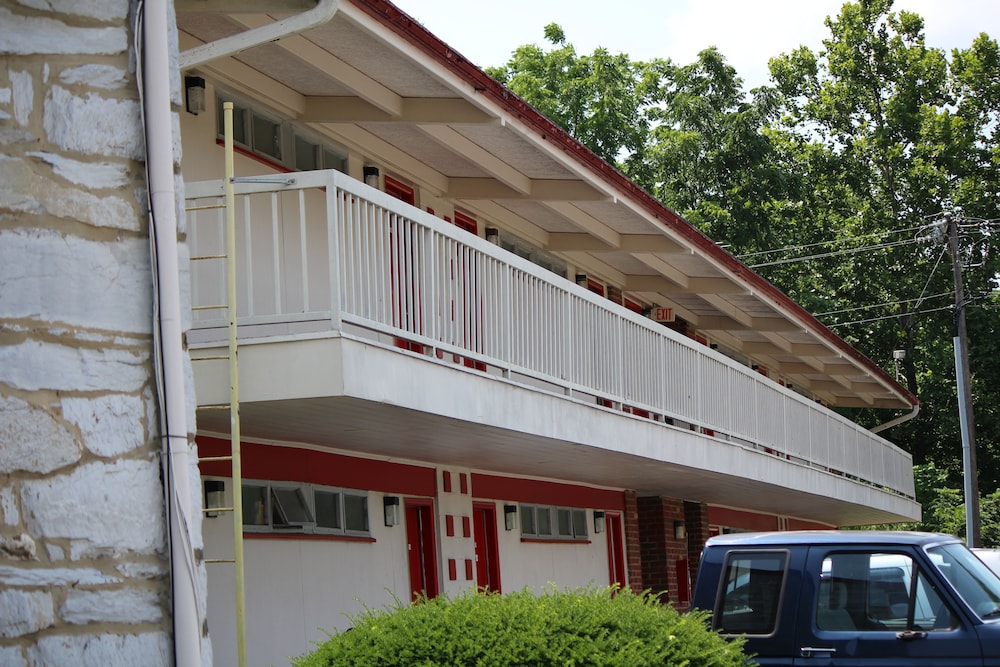 Hometown Inn Staunton