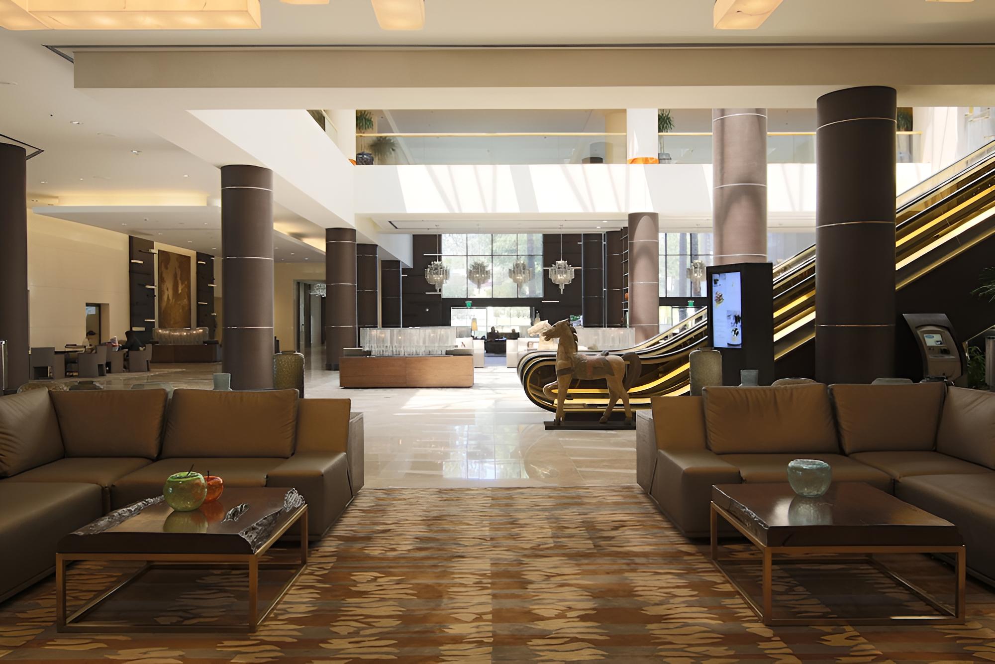 The LA Grand Hotel Downtown - Image 1
